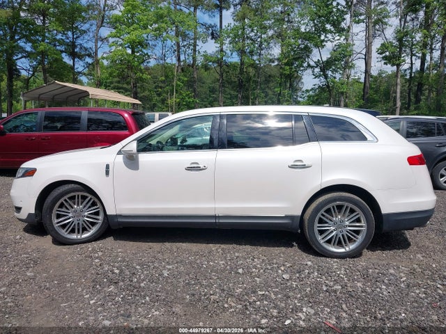 Продаж на аукціоні авто 2019 Lincoln Mkt Reserve, vin: 2LMHJ5AT0KBL02217, номер лоту: 44979267
