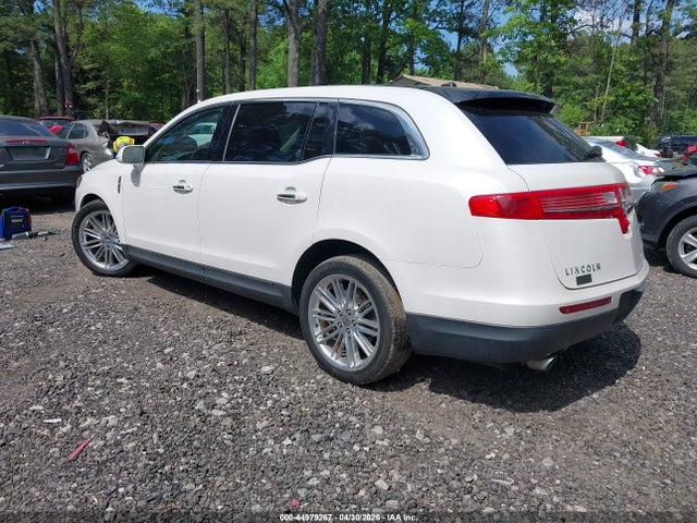 Продаж на аукціоні авто 2019 Lincoln Mkt Reserve, vin: 2LMHJ5AT0KBL02217, номер лоту: 44979267