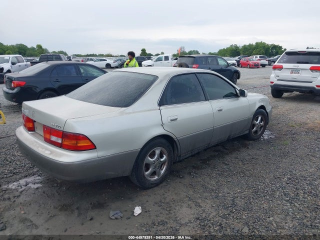 1997 Lexus Es 300 მანქანა იყიდება აუქციონზე, vin: JT8BF22GXV0033591, აუქციონის ნომერი: 44979281