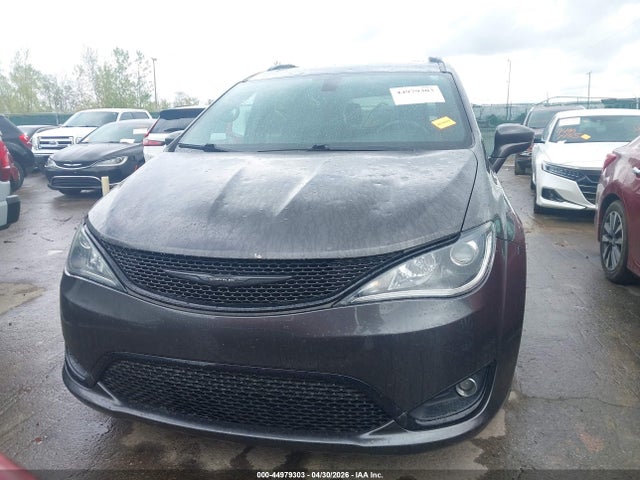 Продаж на аукціоні авто 2019 Chrysler Pacifica Touring L Plus, vin: 2C4RC1EG7KR588322, номер лоту: 44979303