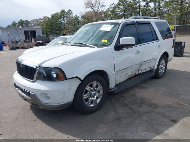 2004 Lincoln Navigator მანქანა იყიდება აუქციონზე, vin: 5LMFU28R14LJ15751, აუქციონის ნომერი: 44979320