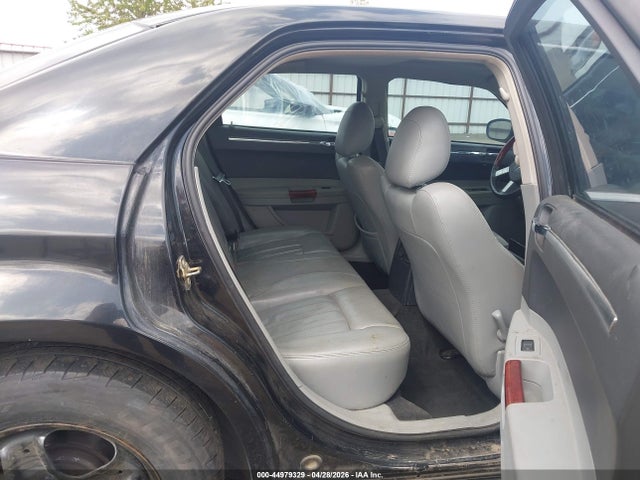2006 Chrysler 300c მანქანა იყიდება აუქციონზე, vin: 2C3KA63H16H425259, აუქციონის ნომერი: 44979329