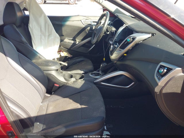 Продажа на аукционе авто 2014 Hyundai Veloster Base W/black, vin: KMHTC6AD3EU205767, номер лота: 44979340
