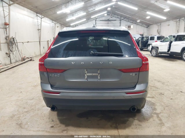 2021 Volvo Xc60 T5 Momentum მანქანა იყიდება აუქციონზე, vin: YV4102RK1M1835347, აუქციონის ნომერი: 44979361