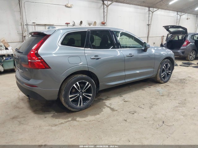 2021 Volvo Xc60 T5 Momentum მანქანა იყიდება აუქციონზე, vin: YV4102RK1M1835347, აუქციონის ნომერი: 44979361
