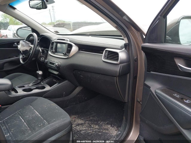 44979385 :رقم المزاد ، 5XYPGDA39KG437132 vin ، 2019 Kia Sorento 2.4l Lx مزاد بيع