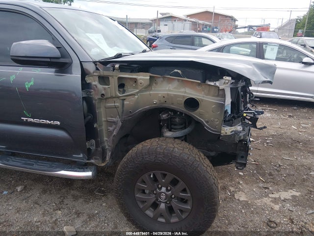 3TMAZ5CN6LM120644 Toyota Tacoma Sr5 V6