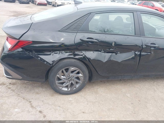 44979415 :رقم المزاد ، KMHLM4DG9RU696469 vin ، 2024 Hyundai Elantra Sel مزاد بيع