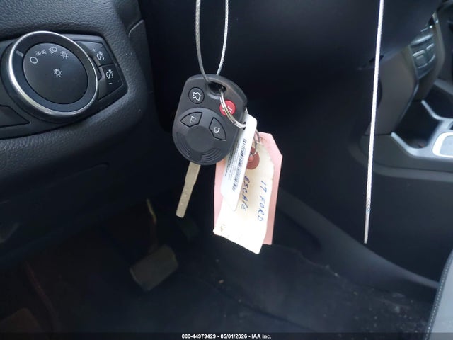 44979429 :رقم المزاد ، 1FMCU0F78HUB37306 vin ، 2017 Ford Escape S مزاد بيع