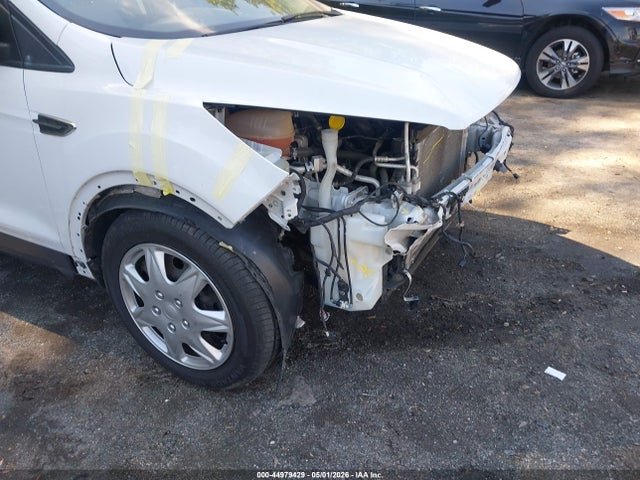 44979429 :رقم المزاد ، 1FMCU0F78HUB37306 vin ، 2017 Ford Escape S مزاد بيع