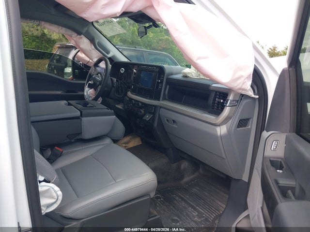 44979444 :رقم المزاد ، 1FTRF3AA3REF18022 vin ، 2024 Ford F-350 Xl مزاد بيع