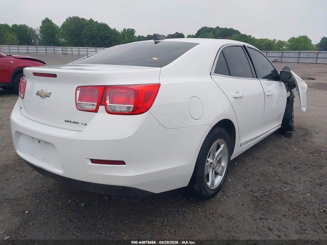 2015 Chevrolet Malibu Ls მანქანა იყიდება აუქციონზე, vin: 1G11B5SL0FF310389, აუქციონის ნომერი: 44979466
