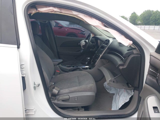 2015 Chevrolet Malibu Ls მანქანა იყიდება აუქციონზე, vin: 1G11B5SL0FF310389, აუქციონის ნომერი: 44979466