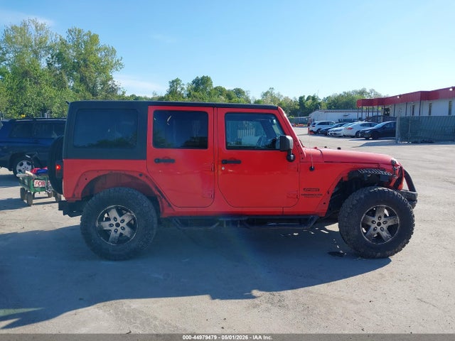 44979479 :رقم المزاد ، 1C4BJWDG6DL572520 vin ، 2013 Jeep Wrangler Unlimited Sport مزاد بيع