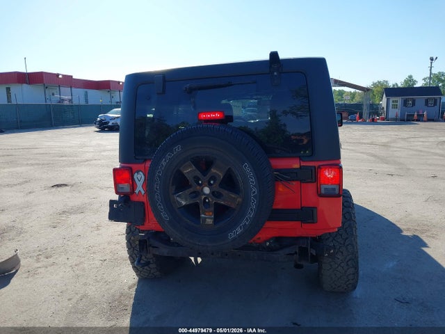 44979479 :رقم المزاد ، 1C4BJWDG6DL572520 vin ، 2013 Jeep Wrangler Unlimited Sport مزاد بيع