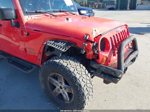 44979479 :رقم المزاد ، 1C4BJWDG6DL572520 vin ، 2013 Jeep Wrangler Unlimited Sport مزاد بيع