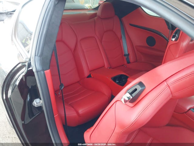ZAM45VLA5J0271511 Maserati Granturismo Mc/sport