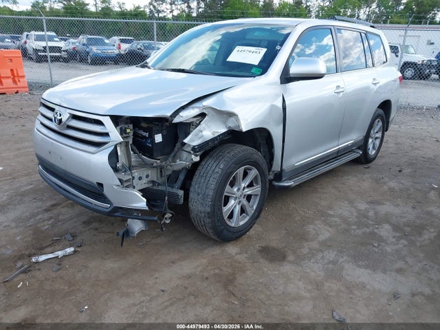2012 Toyota Highlander მანქანა იყიდება აუქციონზე, vin: 5TDZA3EH0CS028726, აუქციონის ნომერი: 44979493
