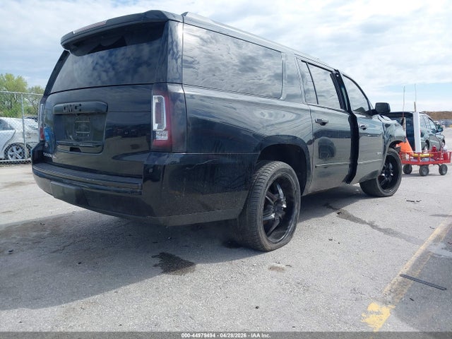 Продаж на аукціоні авто 2017 Gmc Yukon Xl Denali, vin: 1GKS2HKJ2HR346019, номер лоту: 44979494