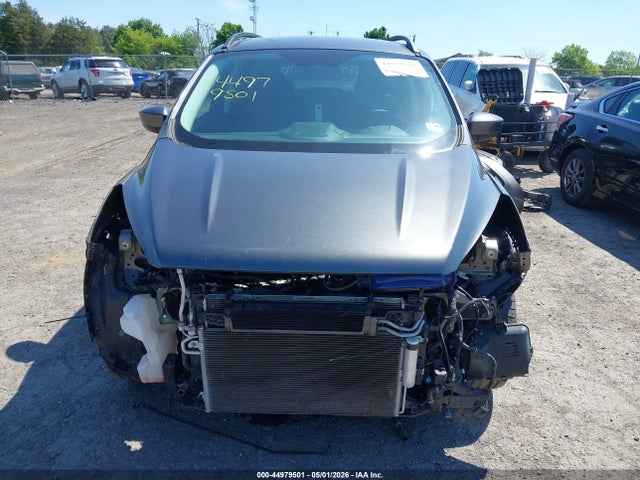 Продаж на аукціоні авто 2017 Ford Escape Se, vin: 1FMCU9GD1HUA10437, номер лоту: 44979501