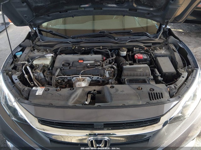 2HGFC2F59JH507218 Honda Civic Lx