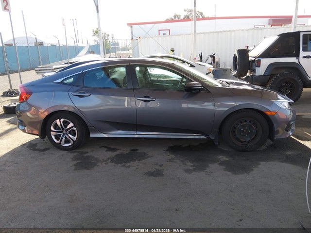 2HGFC2F59JH507218 Honda Civic Lx