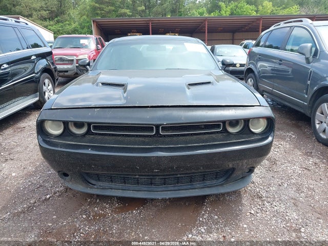 2015 Dodge Challenger Sxt მანქანა იყიდება აუქციონზე, vin: 2C3CDZAG3FH739776, აუქციონის ნომერი: 44979521