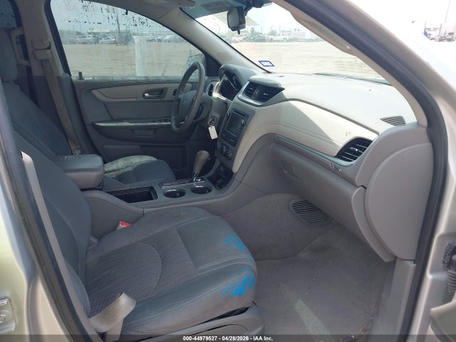 2015 Chevrolet Traverse Ls მანქანა იყიდება აუქციონზე, vin: 1GNKRFED4FJ342395, აუქციონის ნომერი: 44979527
