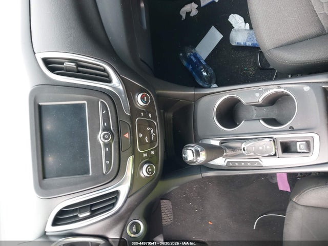 Chevrolet EQUINOX LT 2018 2GNAXJEV7J6219046 Image 11