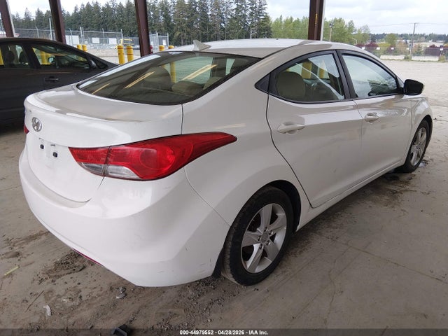 2013 Hyundai Elantra Gls მანქანა იყიდება აუქციონზე, vin: 5NPDH4AE8DH353008, აუქციონის ნომერი: 44979552