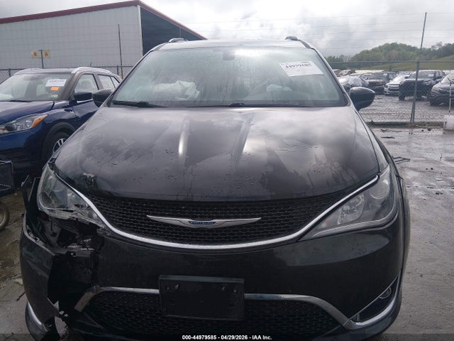 Продаж на аукціоні авто 2018 Chrysler Pacifica Touring L Plus, vin: 2C4RC1EG1JR311020, номер лоту: 44979585