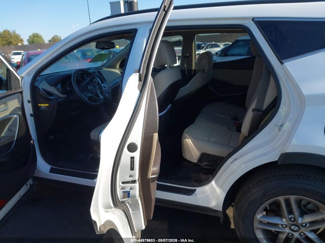 5NMZU3LB6HH051153 Hyundai Santa Fe Sport 2.4l