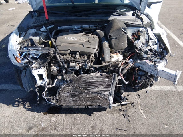44979631 :رقم المزاد ، WAU67LFFXG1066012 vin ، 2016 Audi A3 1.8t Premium مزاد بيع