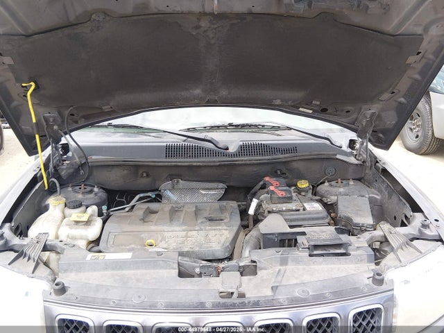 44979648 :رقم المزاد ، 1C4NJDBB5GD617504 vin ، 2016 Jeep Compass Sport مزاد بيع