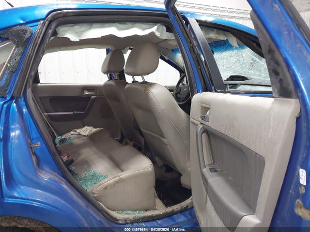 44979654 :رقم المزاد ، 1FAHP3HN5AW218505 vin ، 2010 Ford Focus Sel مزاد بيع