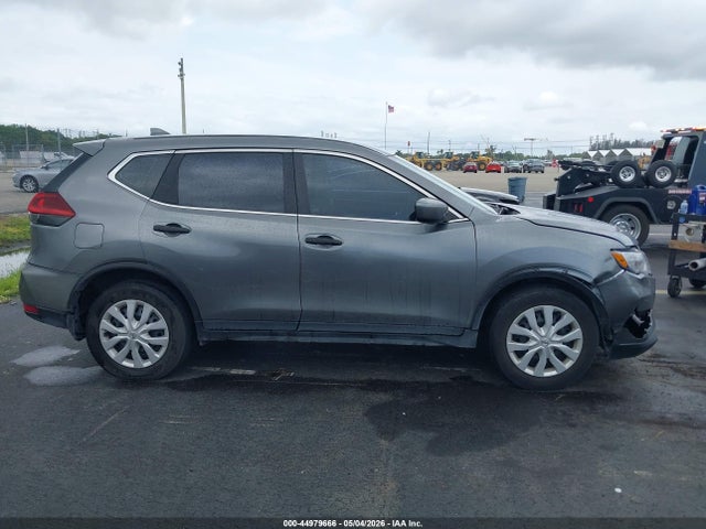 Продажа на аукционе авто 2018 Nissan Rogue S, vin: 5N1AT2MT3JC768725, номер лота: 44979666