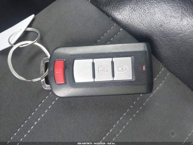 Продажа на аукционе авто 2020 Mitsubishi Outlander Se 2.4 S-awc, vin: JA4AZ3A31LZ004248, номер лота: 44979670
