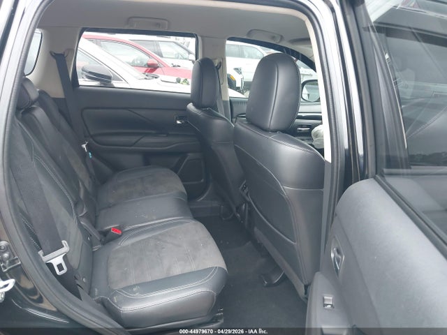 Продажа на аукционе авто 2020 Mitsubishi Outlander Se 2.4 S-awc, vin: JA4AZ3A31LZ004248, номер лота: 44979670