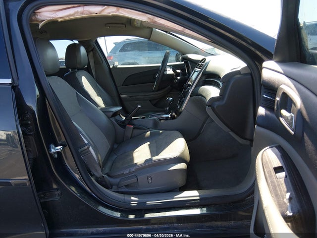 Chevrolet MALIBU 1LT 2015 1G11C5SL4FF286143 Image 5