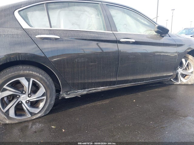 Honda ACCORD LX 2017 1HGCR2F36HA080430 Image 19