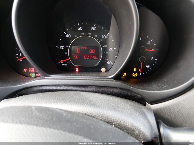 44979734 :رقم المزاد ، KNDJN2A29F7127329 vin ، 2015 Kia Soul مزاد بيع