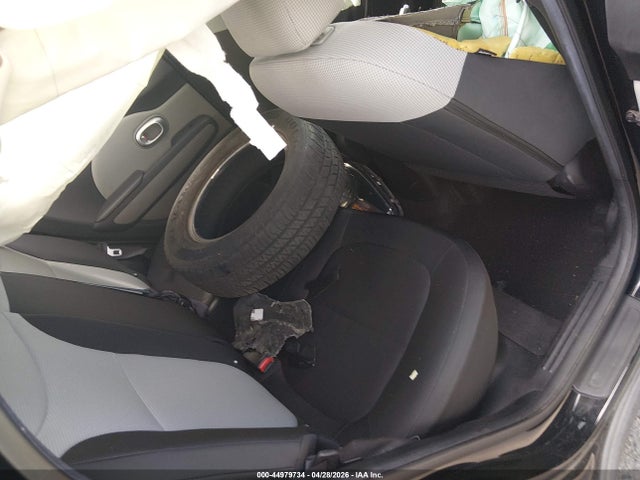 44979734 :رقم المزاد ، KNDJN2A29F7127329 vin ، 2015 Kia Soul مزاد بيع
