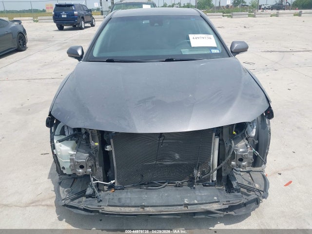 4T1B11HK9JU508281 Toyota CAMRY XLE