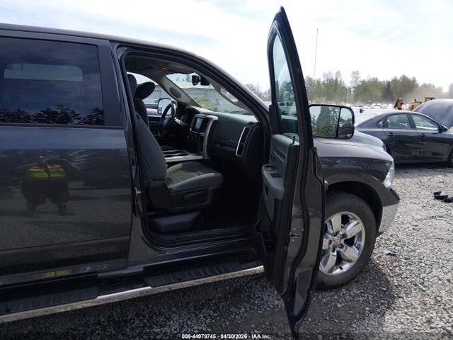 Продаж на аукціоні авто 2018 Ram 1500 Big Horn  4x4 6'4 Box, vin: 1C6RR7TT1JS252543, номер лоту: 44979745