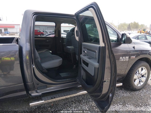 Продаж на аукціоні авто 2018 Ram 1500 Big Horn  4x4 6'4 Box, vin: 1C6RR7TT1JS252543, номер лоту: 44979745