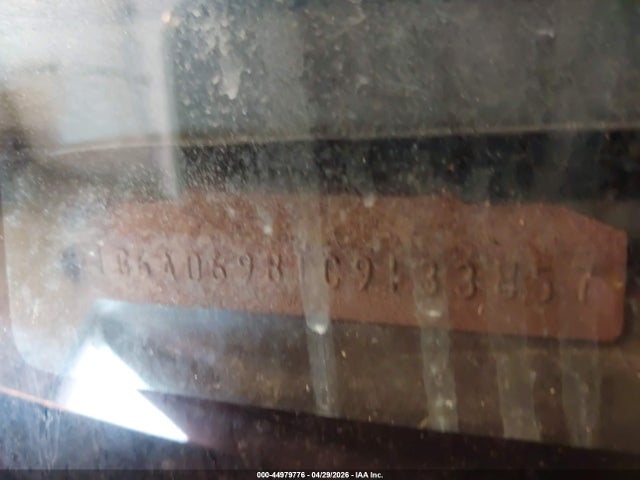 44979776 :رقم المزاد ، 1G6AD6981C9133857 vin ، 1982 Cadillac Deville مزاد بيع