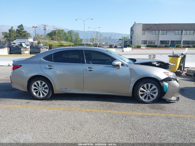 Продажа на аукционе авто 2015 Lexus Es 300h, vin: JTHBW1GG6F2093599, номер лота: 44979790