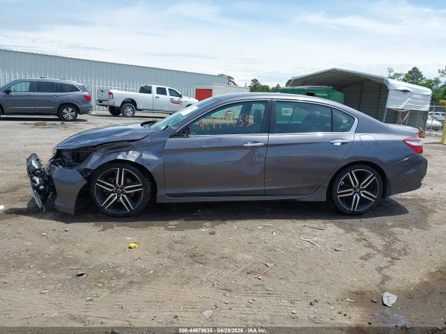 Продажа на аукционе авто 2017 Honda Accord Sport Se, vin: 1HGCR2F19HA247572, номер лота: 44979835