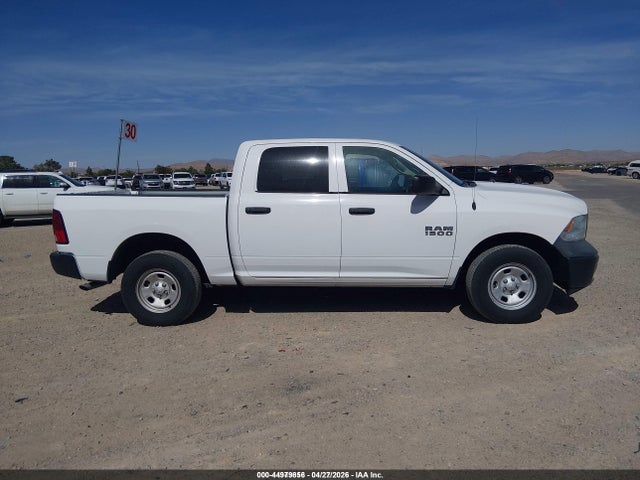 44979856 :رقم المزاد ، 1C6RR7KG8JS315853 vin ، 2018 Ram 1500 Tradesman  4x4 5'7 Box مزاد بيع