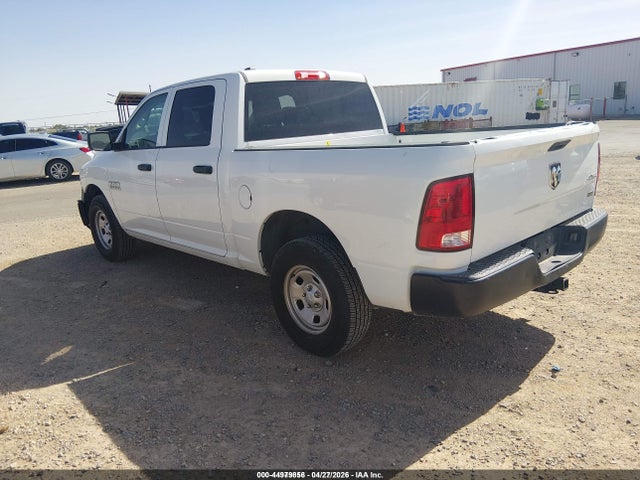 44979856 :رقم المزاد ، 1C6RR7KG8JS315853 vin ، 2018 Ram 1500 Tradesman  4x4 5'7 Box مزاد بيع